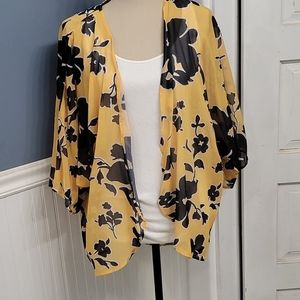 Chiffon Kimono Yellow and Black floral NWOT
